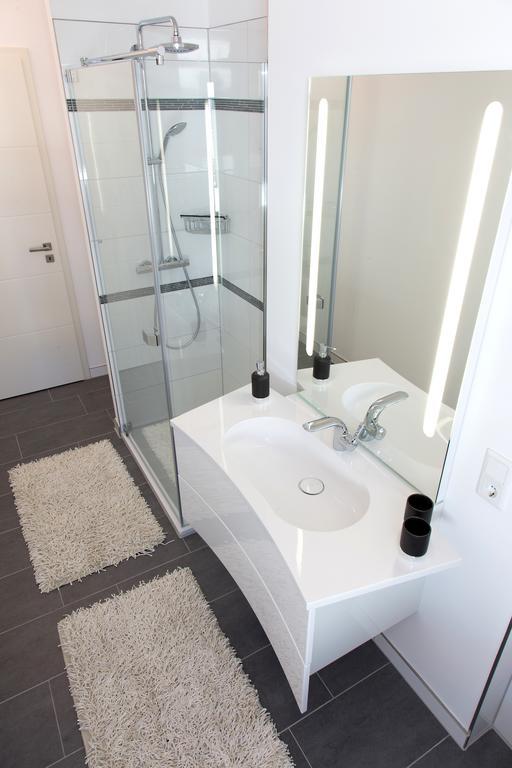 Ferienwohnung Wilma ゼリン エクステリア 写真