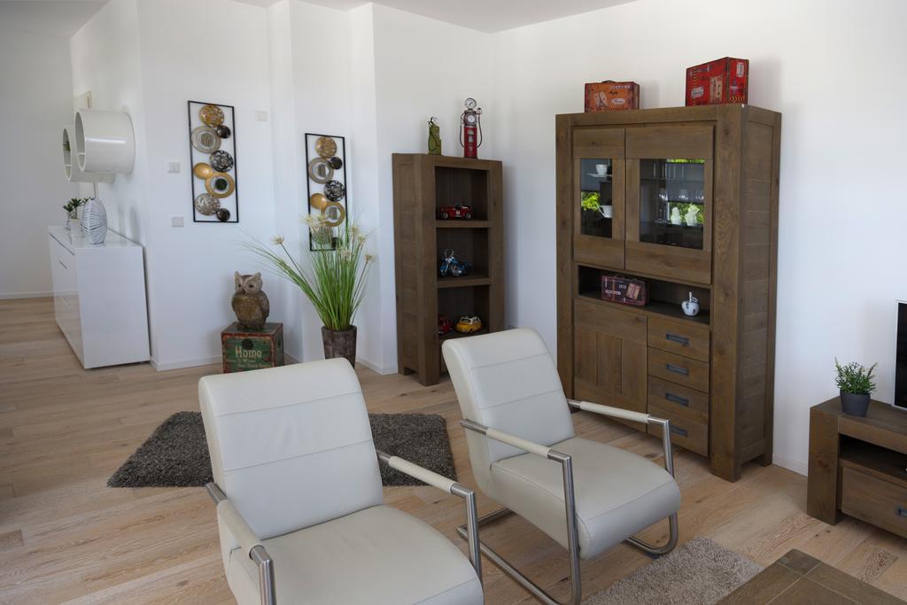 Ferienwohnung Wilma ゼリン エクステリア 写真